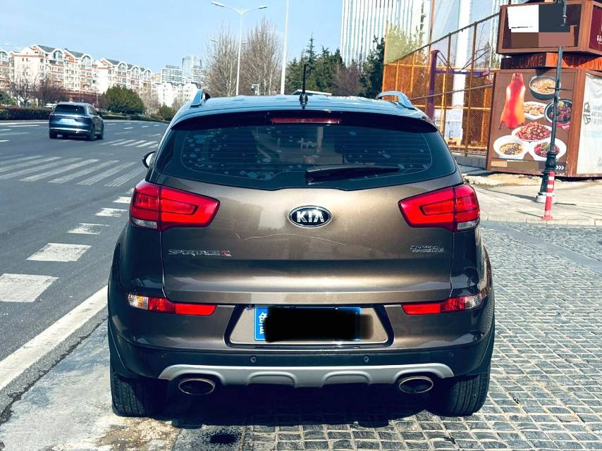 Kia Sportage 2.0L Automatic 2WD GLS