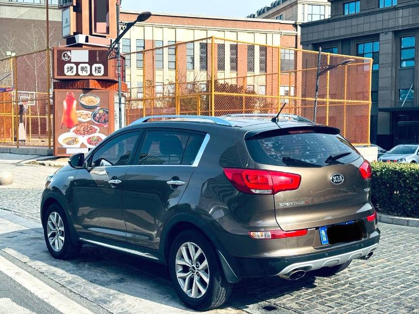 Kia Sportage 2.0L Automatic 2WD GLS