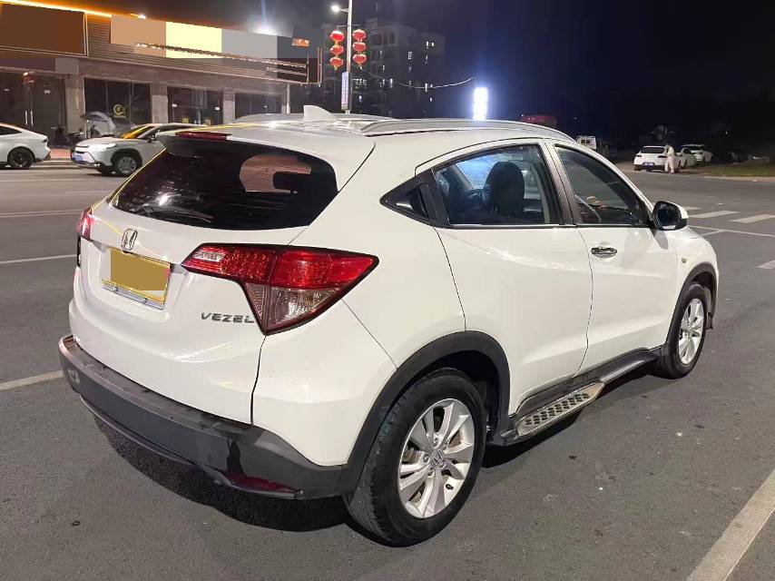 Honda Vezel 1.8L CVT 2WD