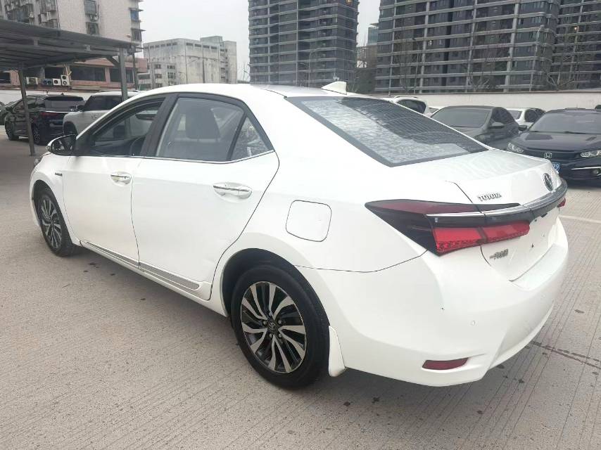 Toyota Corolla Hybrid 1.8L E CVT Lead