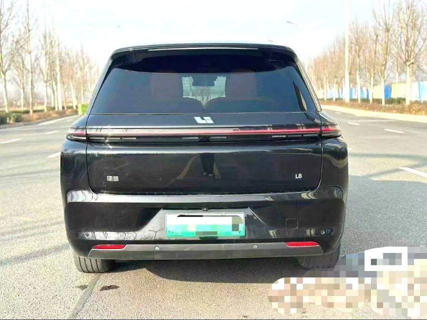 Li Auto L (Liter) 8 Pro