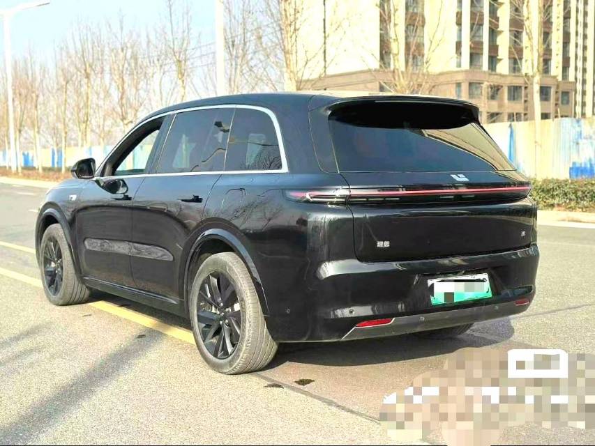 Li Auto L (Liter) 8 Pro