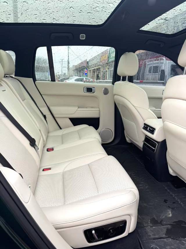 Li Auto L (Liter) 7 Pro