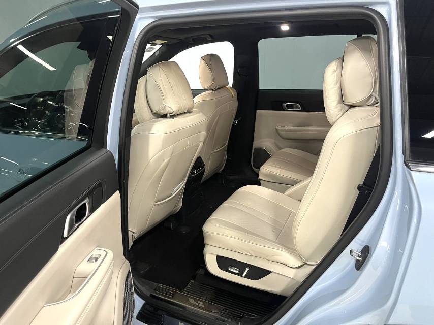 Li Auto ONE 6