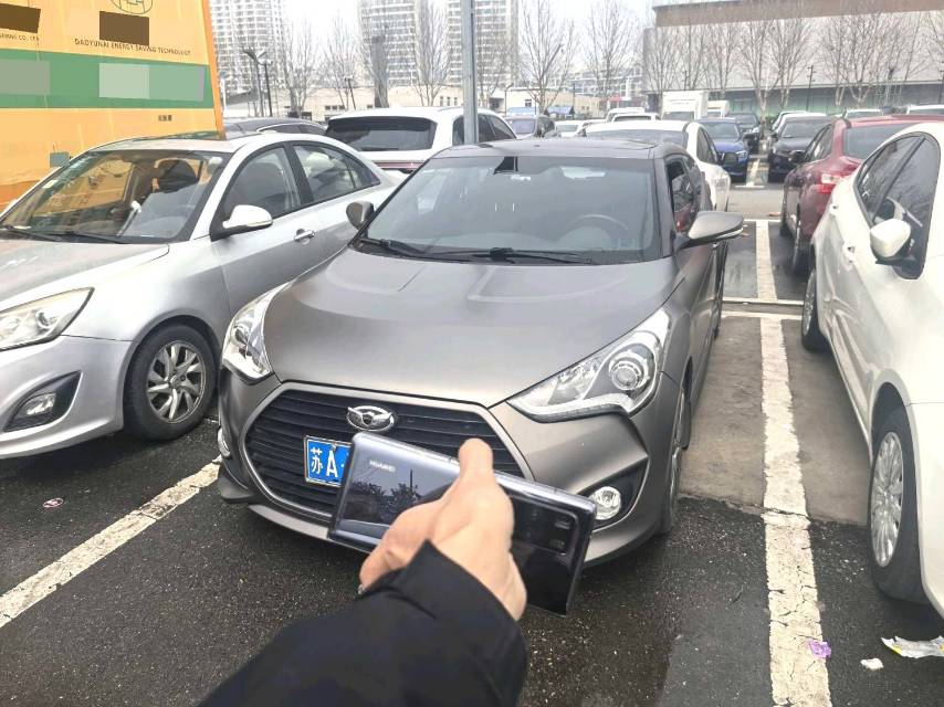 Hyundai Veloster 1.6T AutomaticLuxury