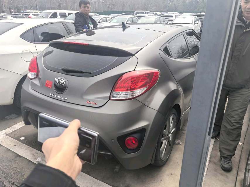 Veloster 飞思 Model Year 1.6T 自动豪华版