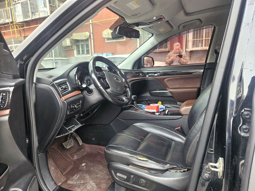 GAC Trumpchi GS 8 320T с передним приводом