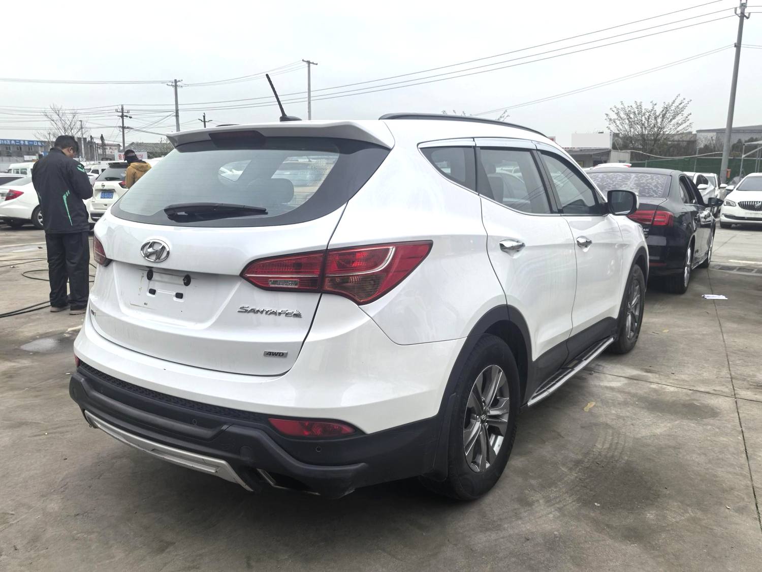 Hyundai Santa Fe 2,4 л, АКПП, полный привод, 5 мест