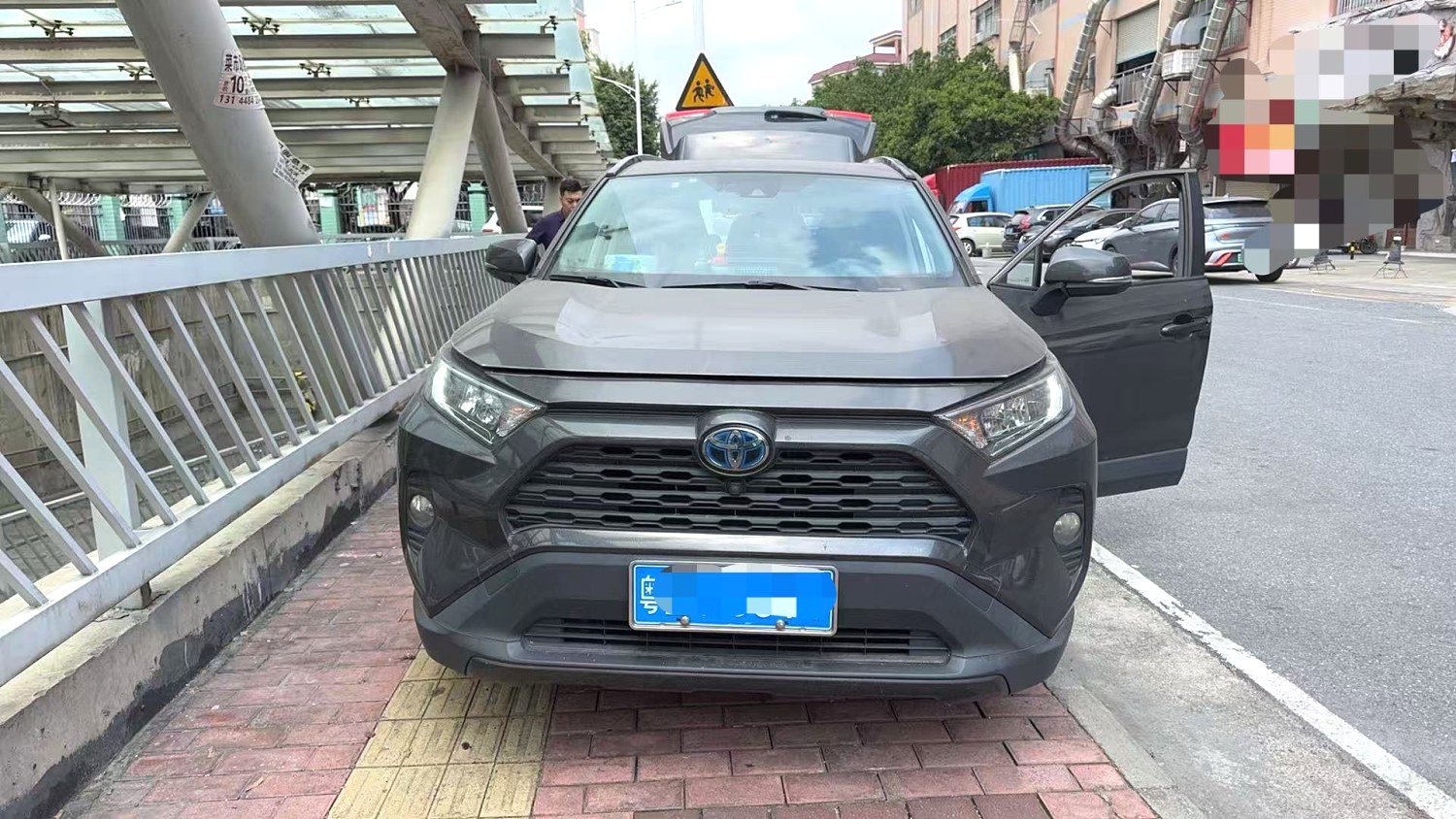 Toyota RAV 4 Hybrid 2.5L E CVT 2WDElite