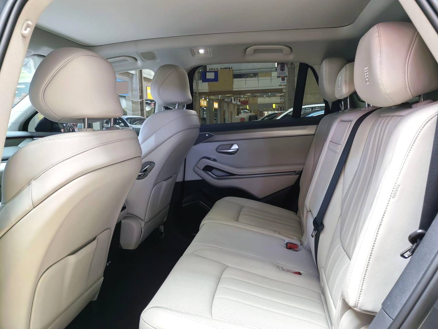 BYD L (Liter) Electric Vehicle 670KM
