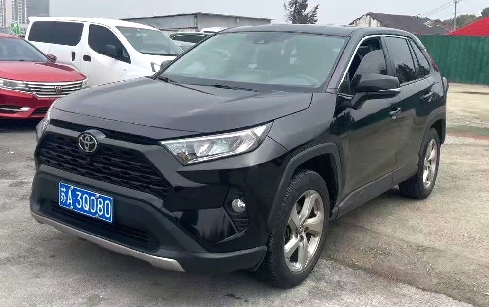 Toyota RAV 4 2.0L CVT 2WD