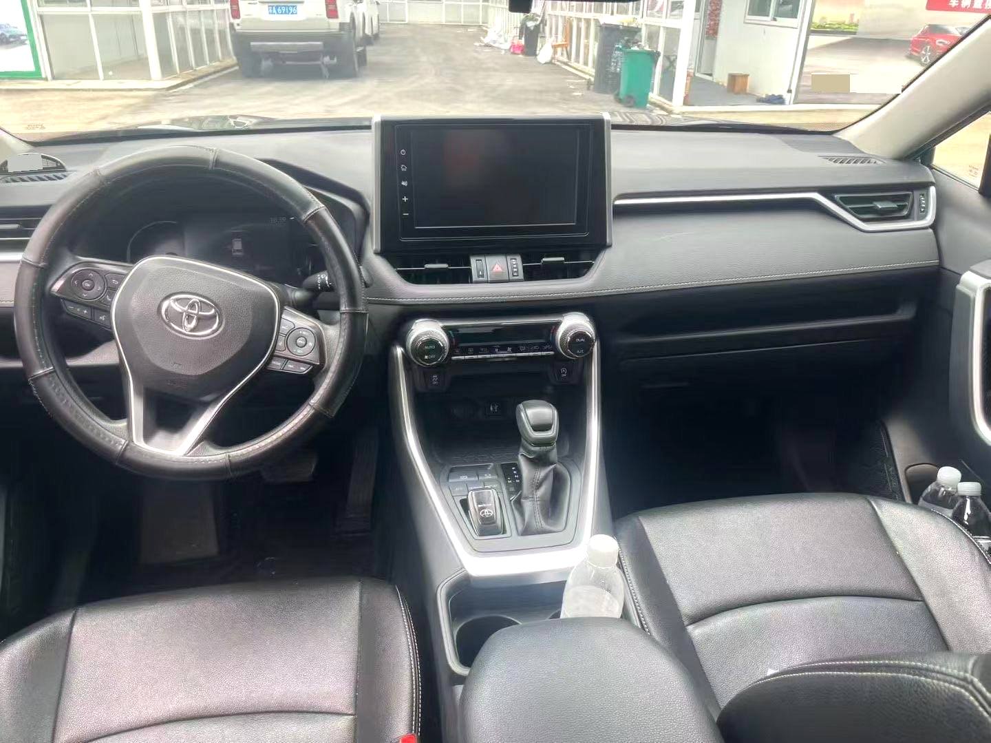 Toyota RAV 4 2.0L CVT 2WD