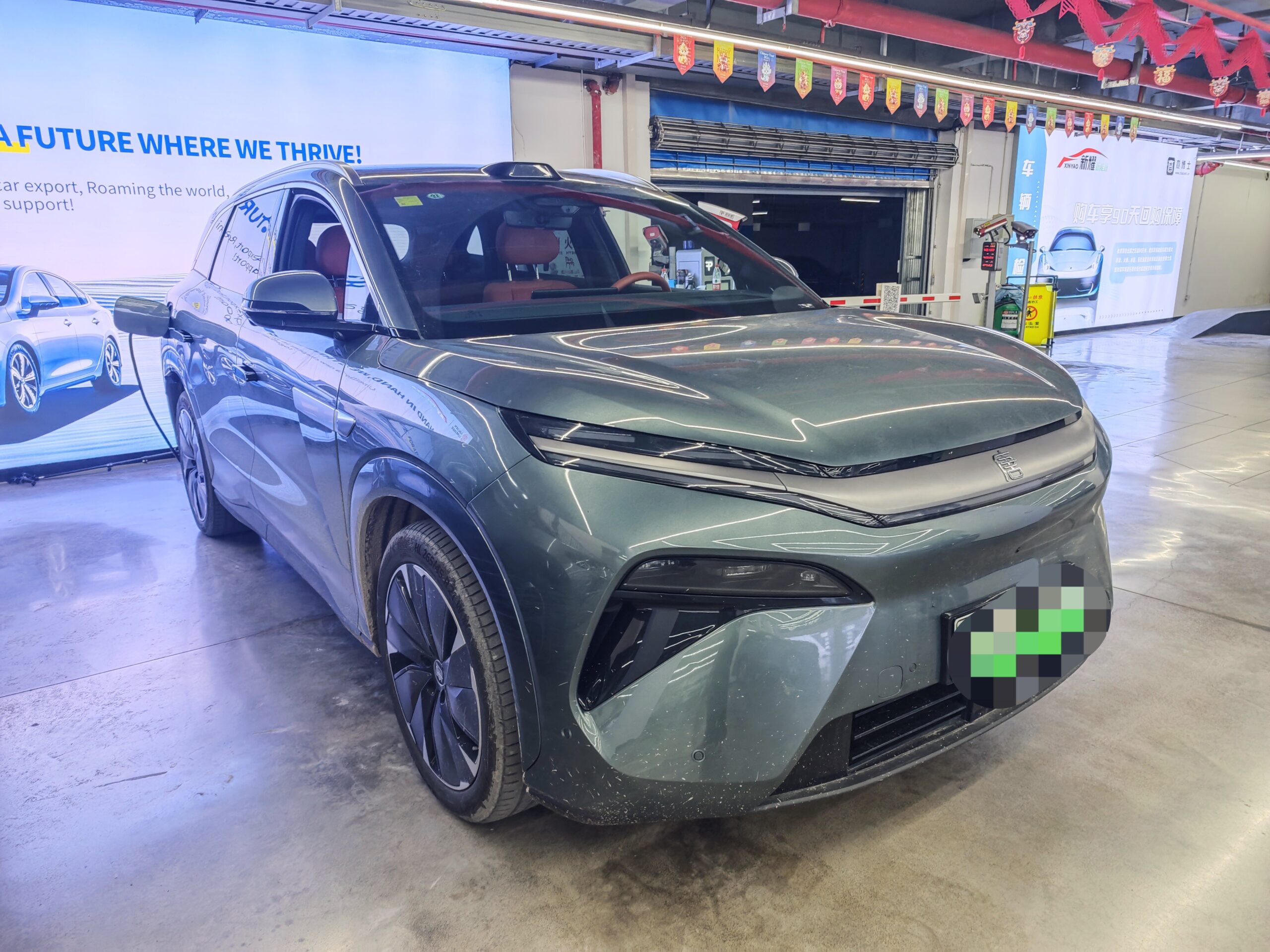 Электромобиль BYD L (Liter) с запасом хода 600 км и полным приводом
