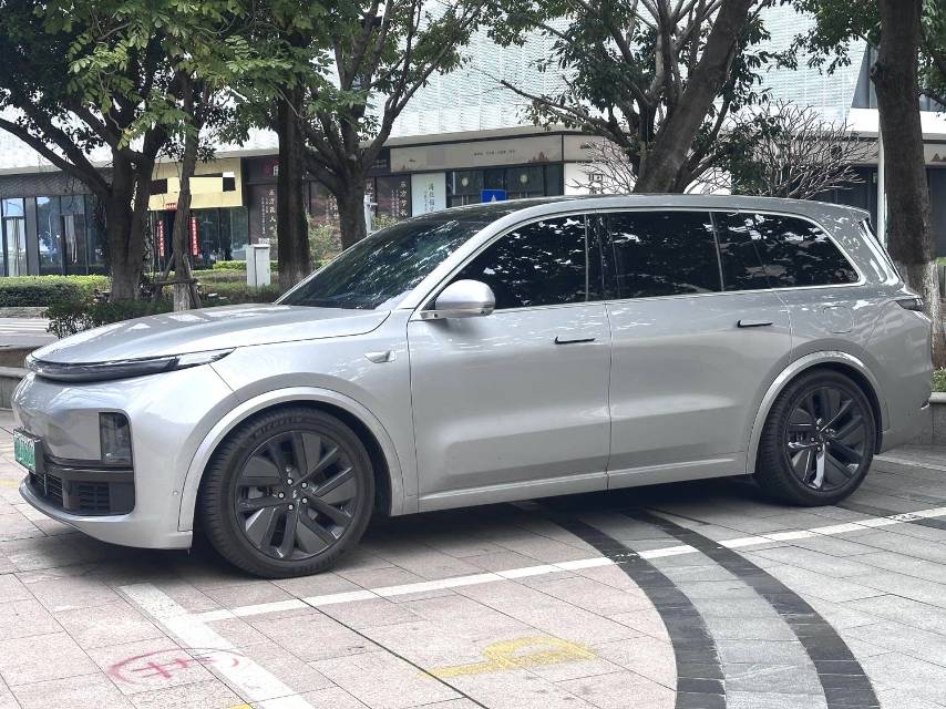 Li Auto L (Liter) 9 Pro