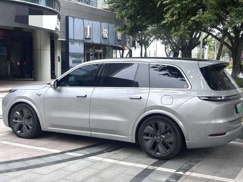 Li Auto L (Liter) 9 Pro
