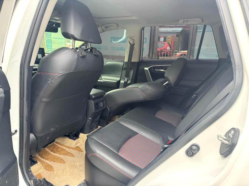 Toyota RAV 4 Hybrid 2.5L E CVT 2WDElite