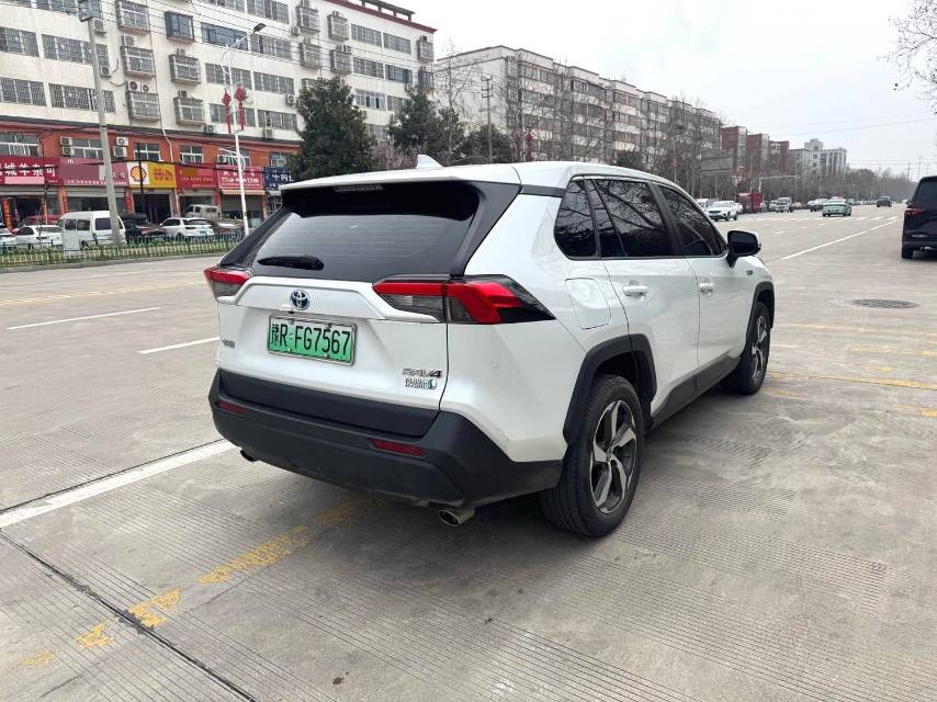 Toyota RAV 4 Hybrid 2.5L E CVT 2WDElite
