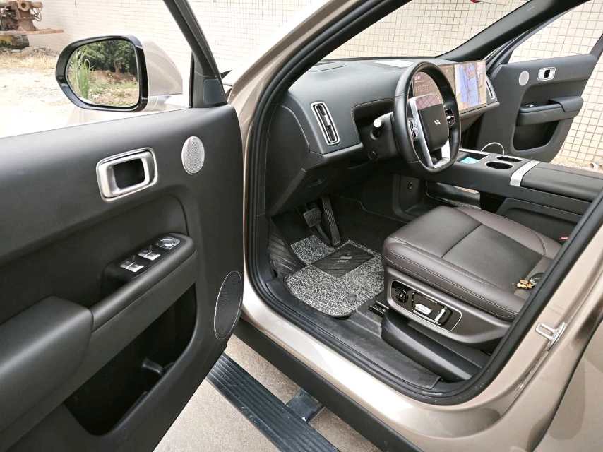 Li Auto L (Liter) 9 Max