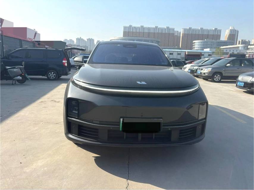 Li Auto L (Liter) 7 Pro