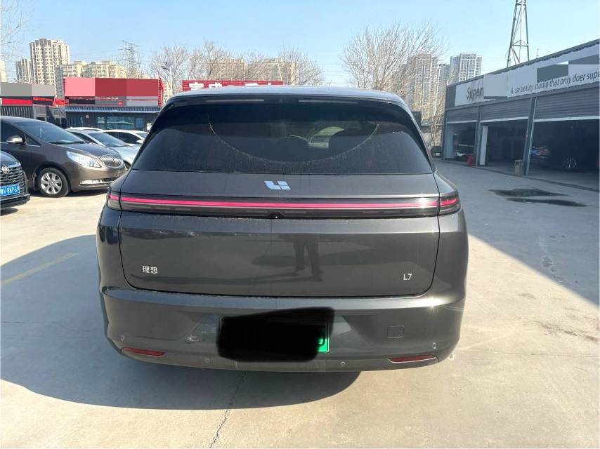 Li Auto L (Liter) 7 Pro