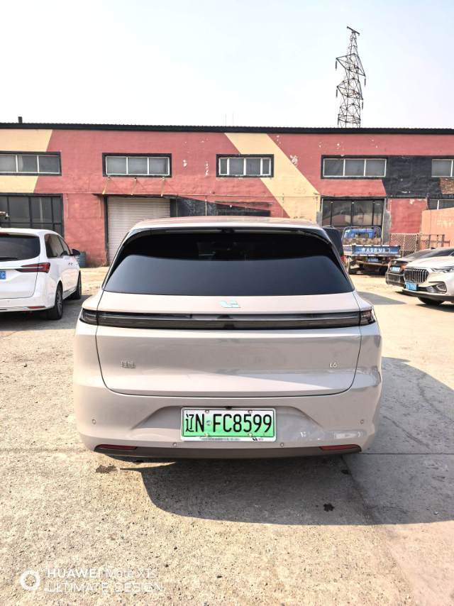 Li Auto L (Liter) 6 Pro