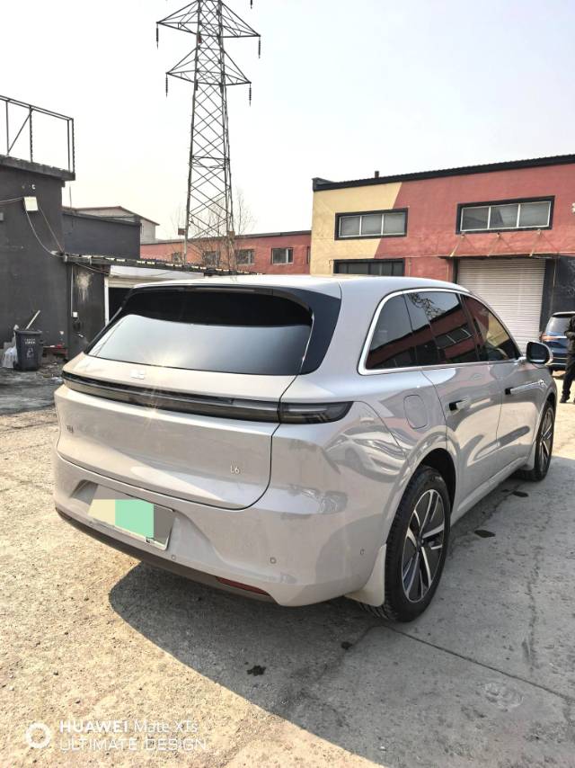 Li Auto L (Liter) 6 Pro