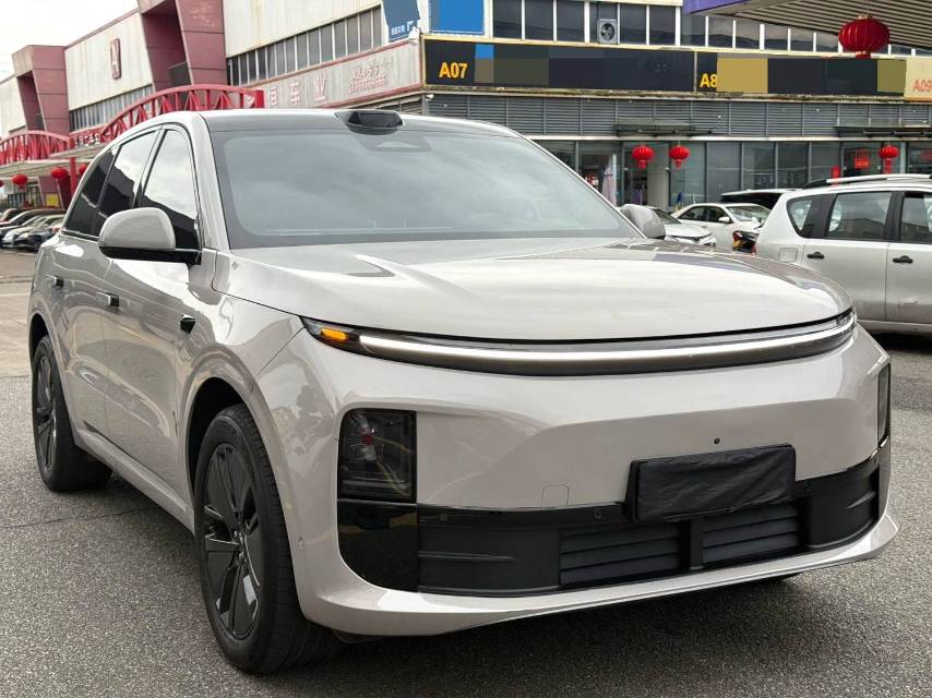 Li Auto L (Liter) 6 Max