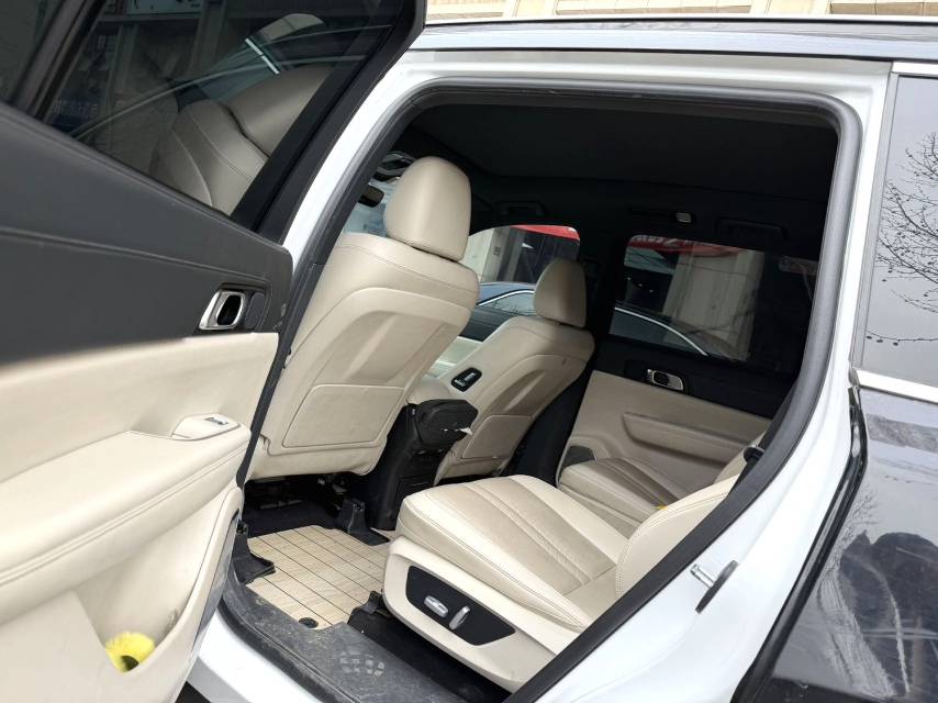 Li Auto ONE 6
