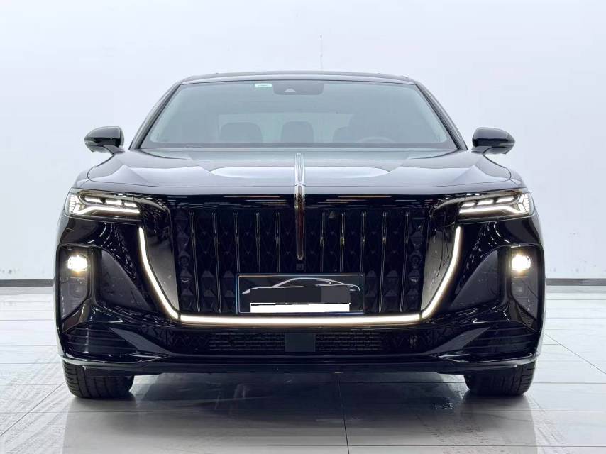 Hongqi H 9 2.0T 2WD 5 Seats