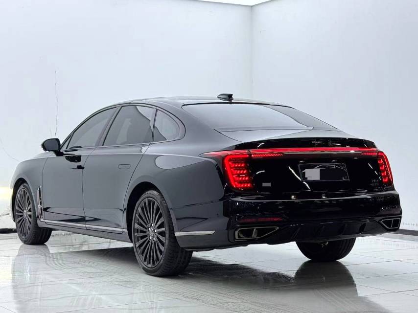 Hongqi H 9 2.0T 2WD 5 Seats
