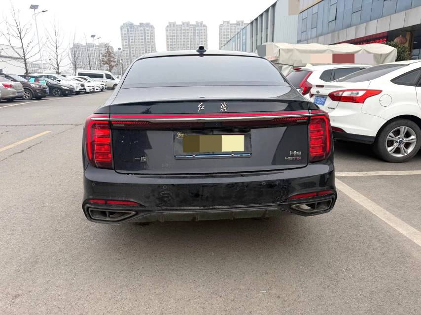 Hongqi H 9 2.0T 2WD 5 Seats