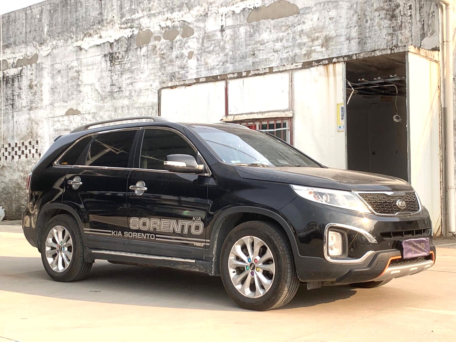 Kia 2.4L 7 Luxury