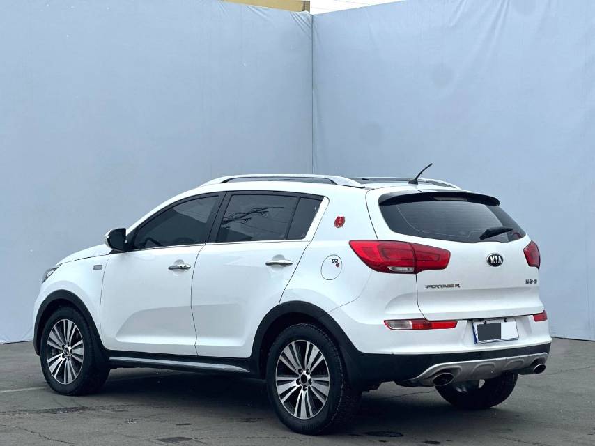 Kia Sportage 2.0L Automatic 2WD GL