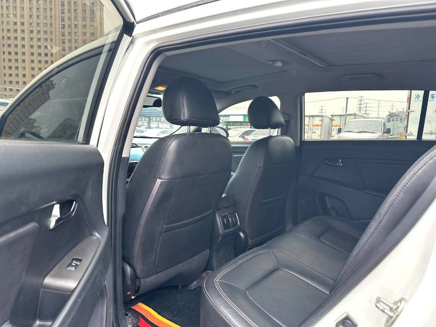 Kia Sportage 2.0L Automatic 2WD GL