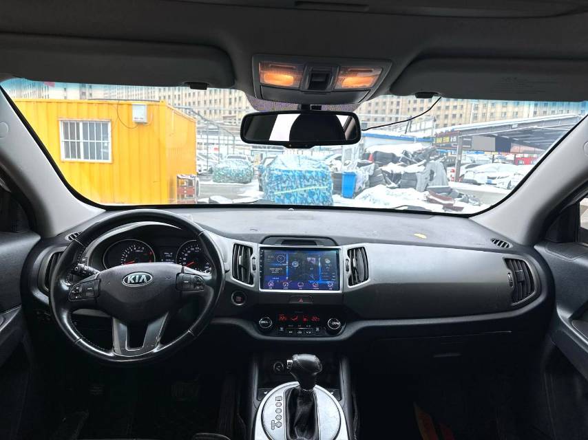 Kia Sportage 2.0L Automatic 2WD GL