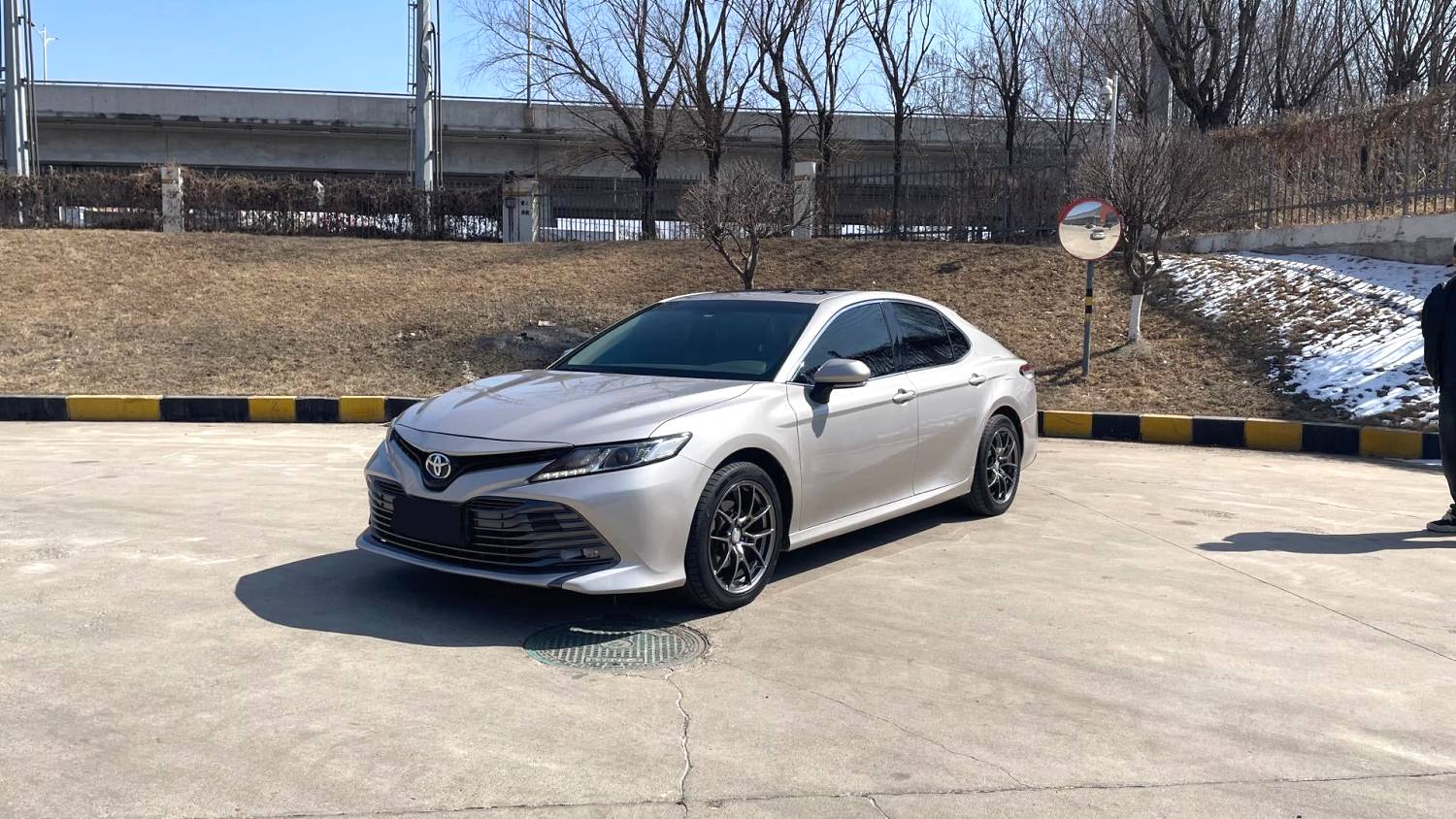 Toyota Camry 2.0E Elite
