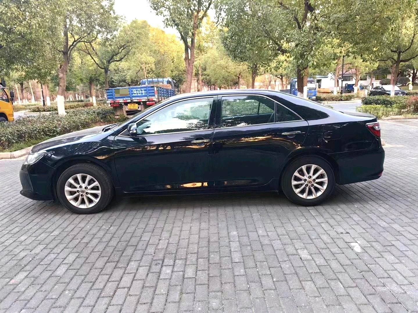 Toyota Camry 2.0E Elite