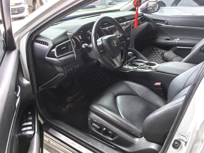 Toyota Camry Hybrid 2.5HG Luxury V