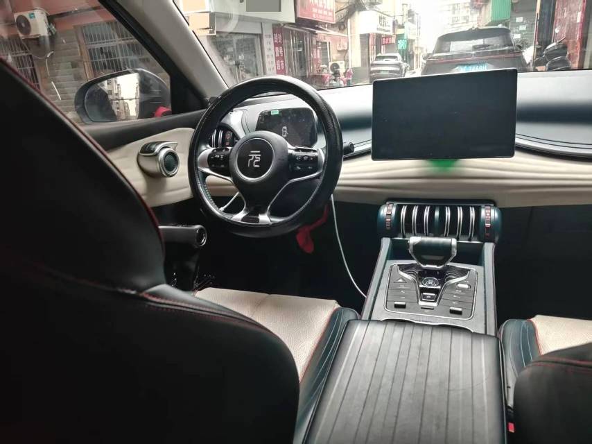BYD PLUS 510KM