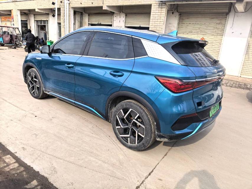 BYD PLUS 510KM