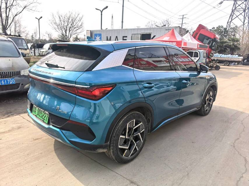 BYD PLUS 510KM