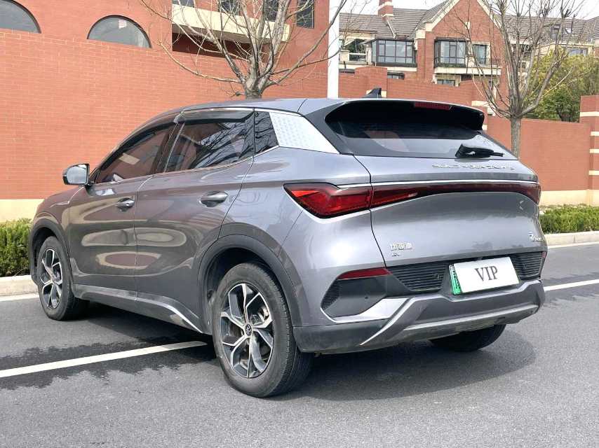 BYD PLUS 510KM