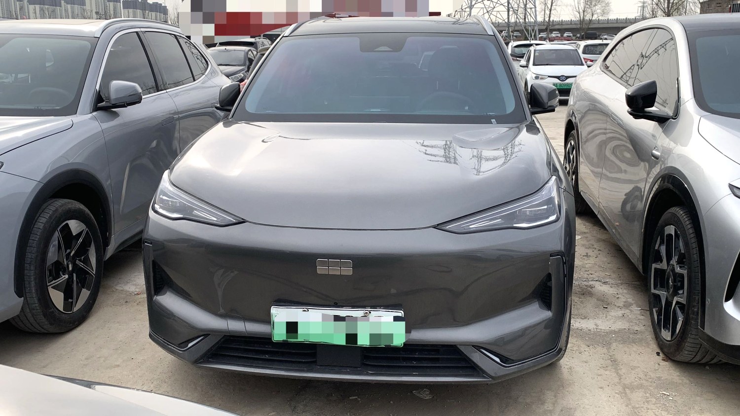 Geely Galaxy E 5, версия Explore с запасом хода 530 км
