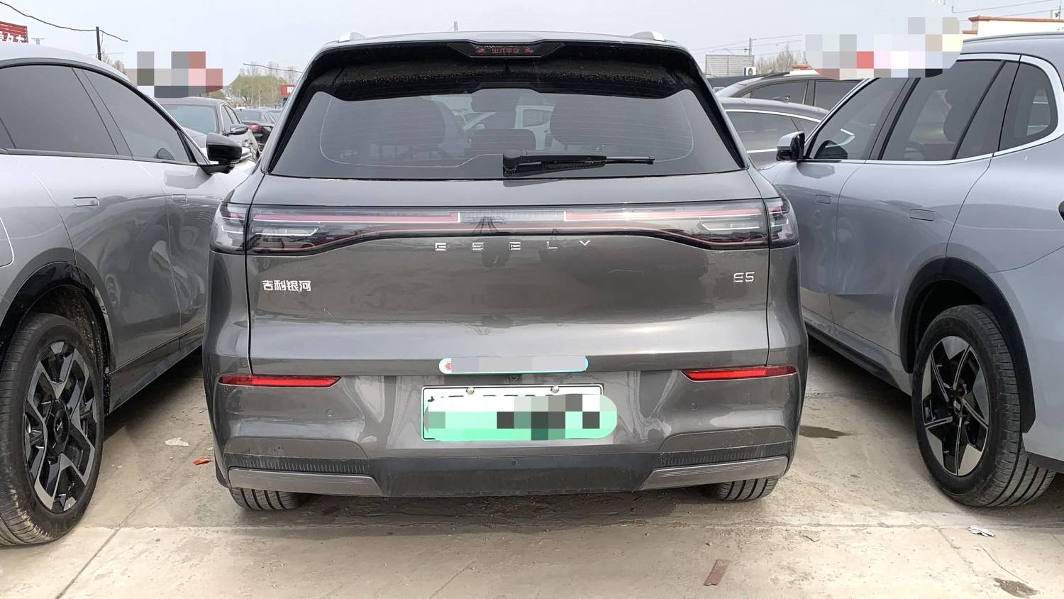 Geely Galaxy E 5, версия Explore с запасом хода 530 км