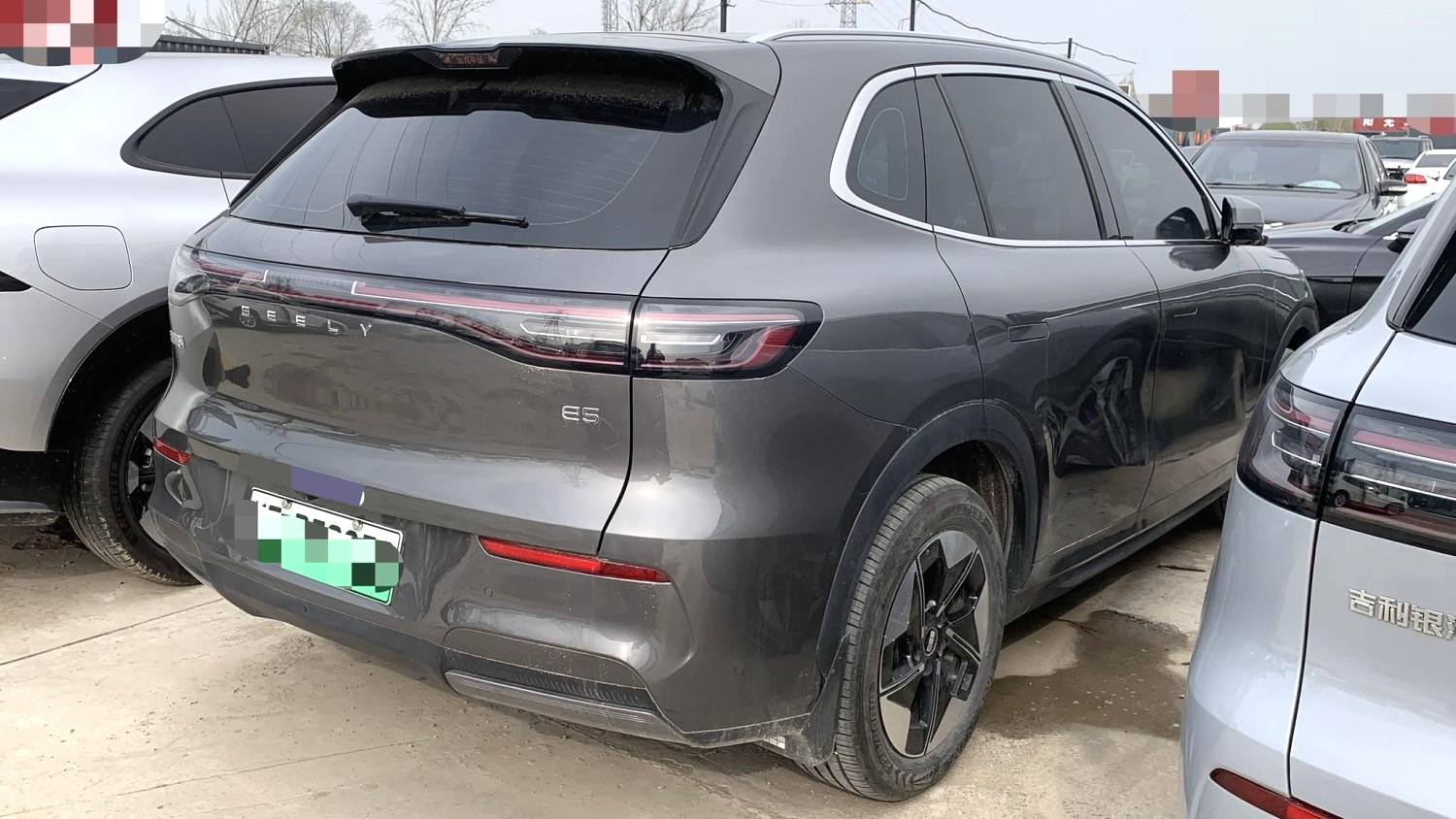 Geely Galaxy E 5, версия Explore с запасом хода 530 км