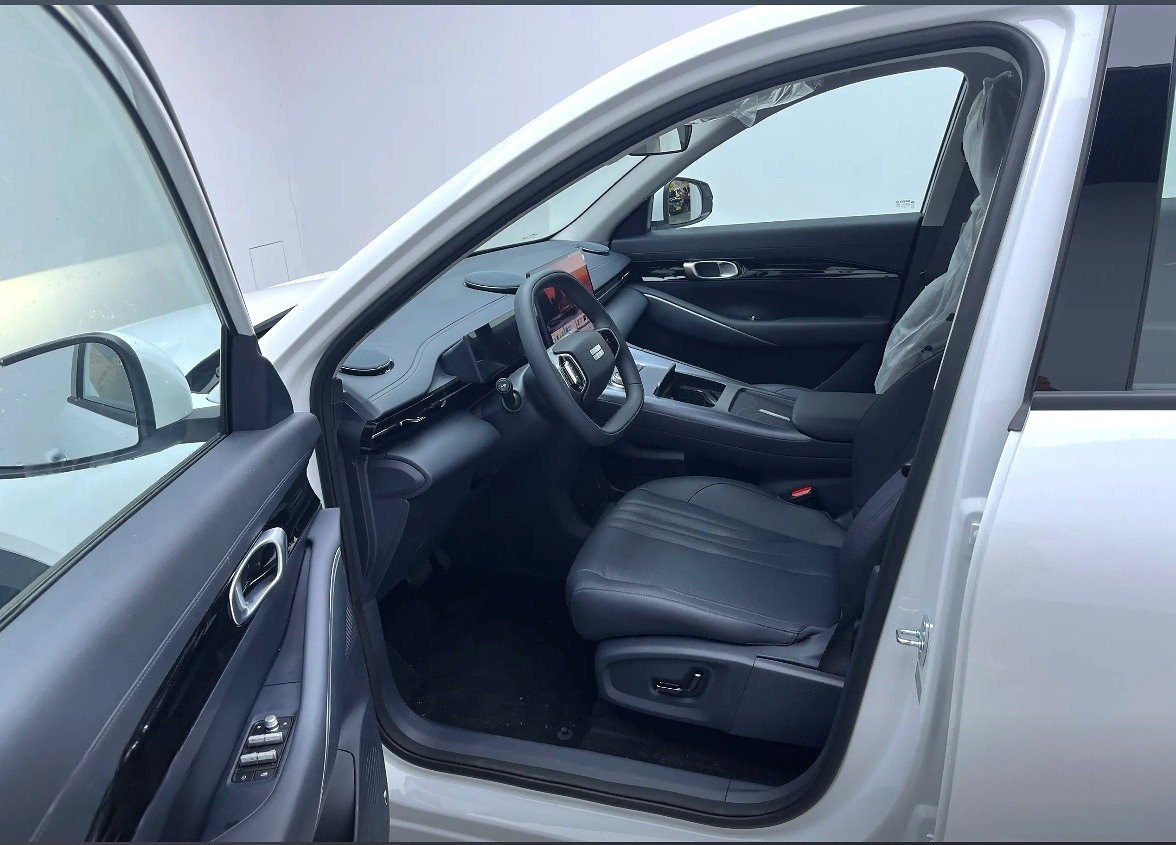 Geely Galaxy E 5 610km Explore Version