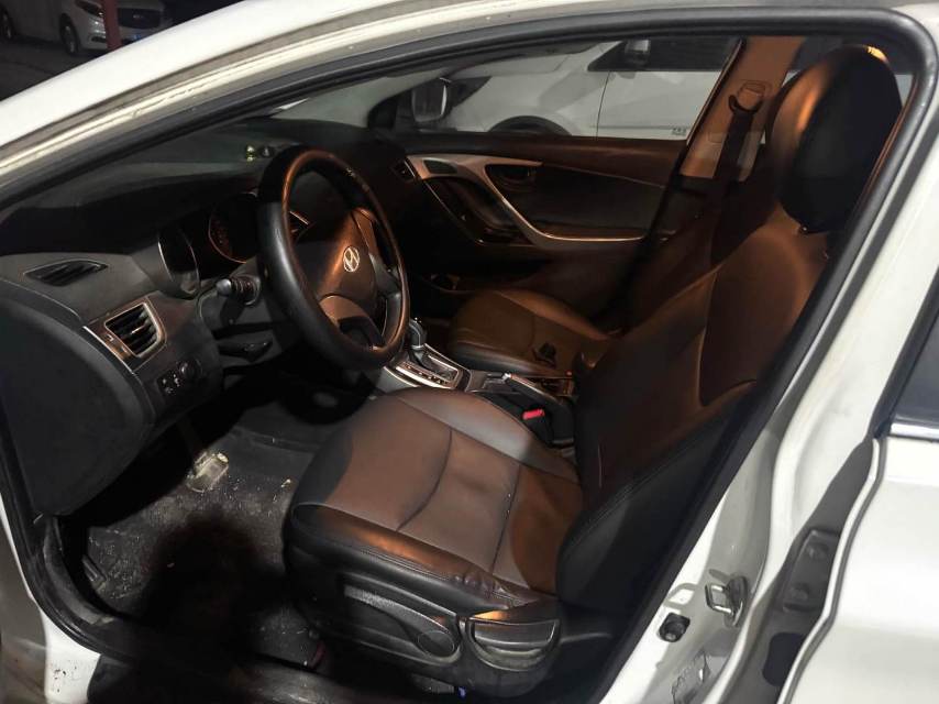 Hyundai 1,6 л, автоматическая коробка передач