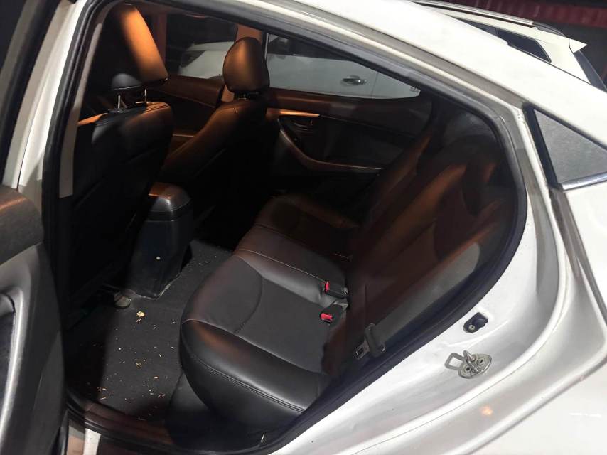Hyundai 1,6 л, автоматическая коробка передач