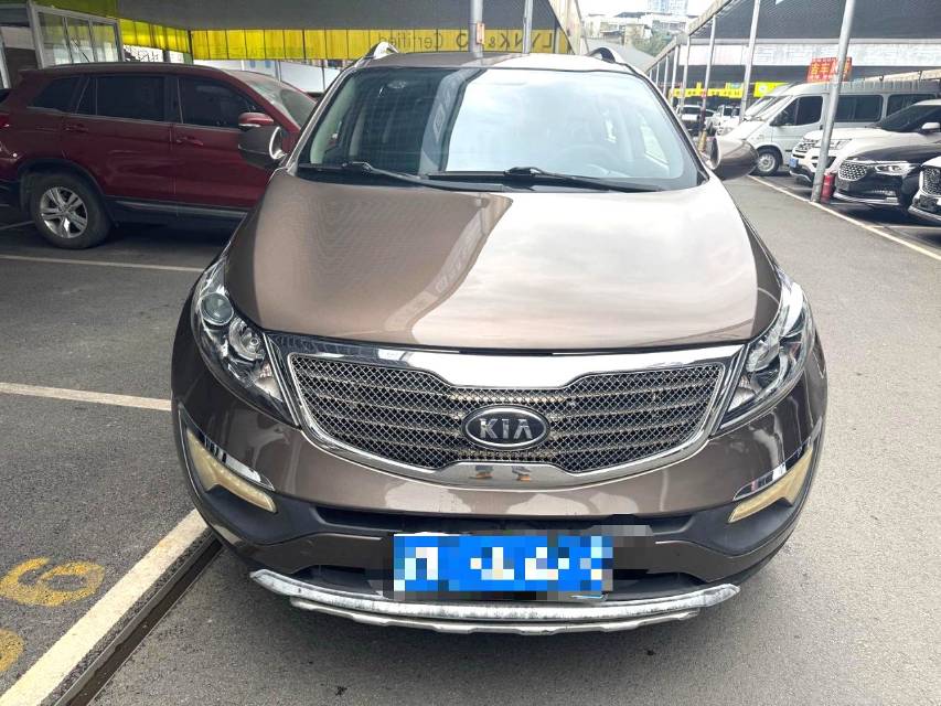 Kia Sportage 2,0 л, АКПП, передний привод, GL