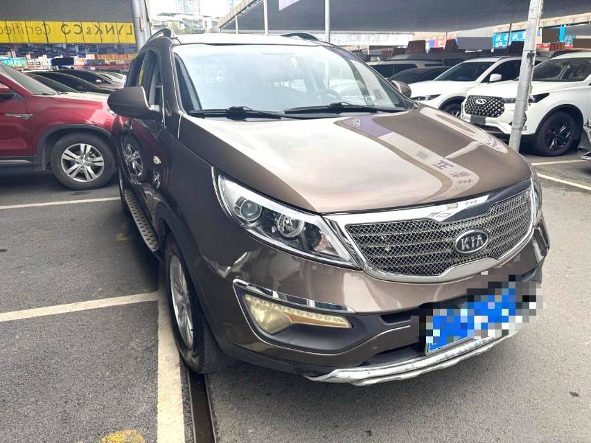 Kia Sportage 2,0 л, АКПП, передний привод, GL